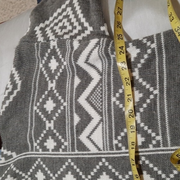 M Italy Cardigan - Picture 5 of 5